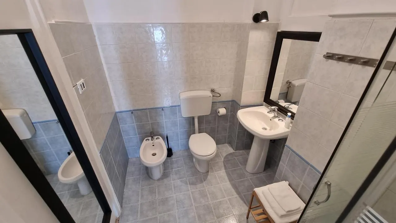 Politeamari Hotel Palermo 2*,  Italy